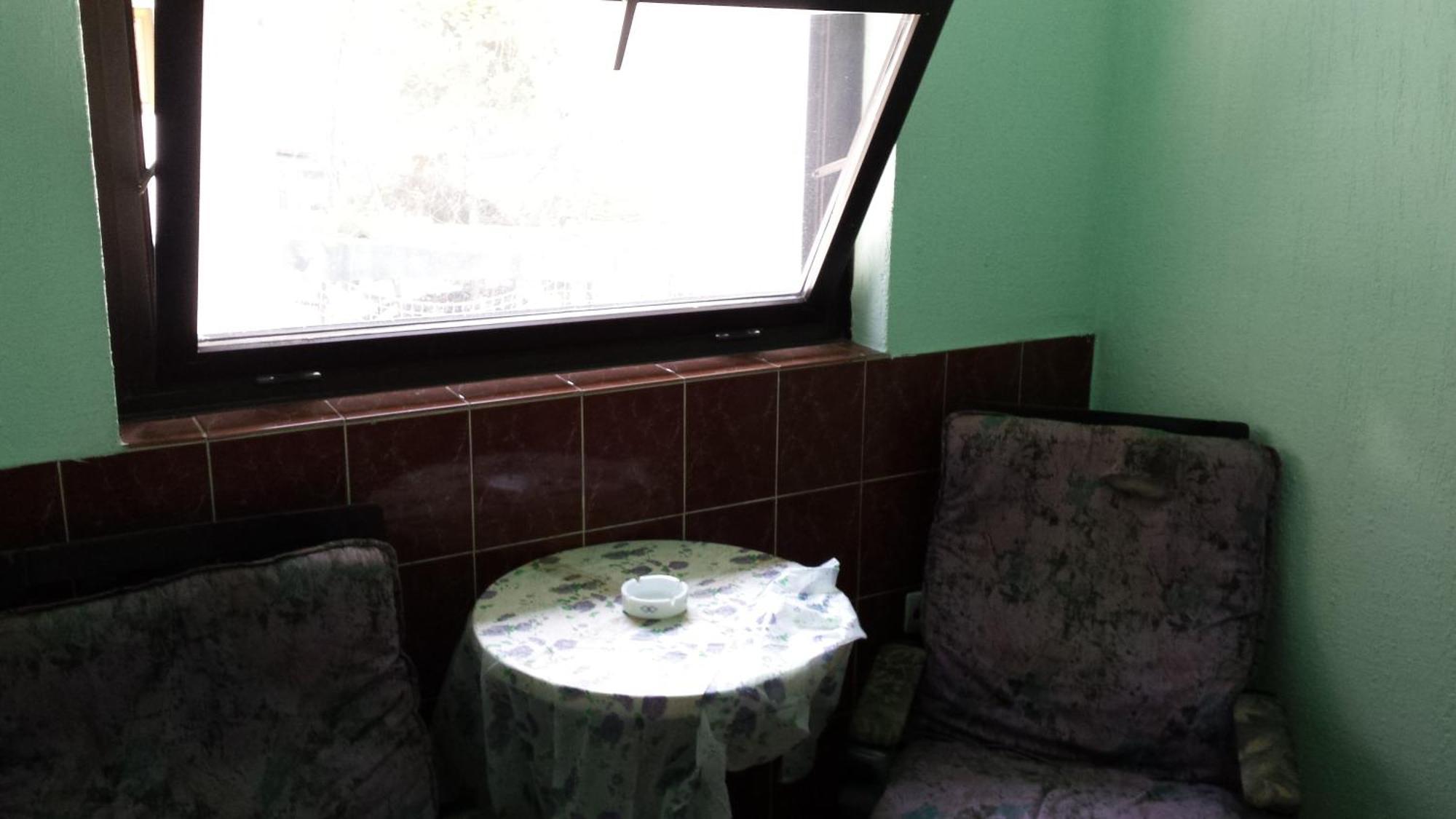 Guest House Gaja Novi Sad Oda fotoğraf