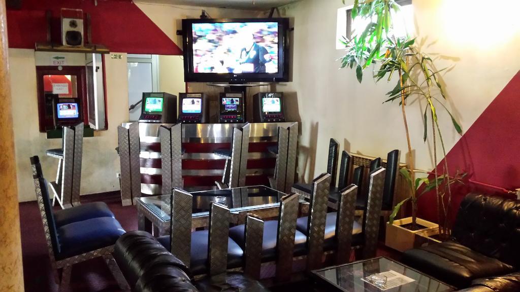 Guest House Gaja Novi Sad Dış mekan fotoğraf