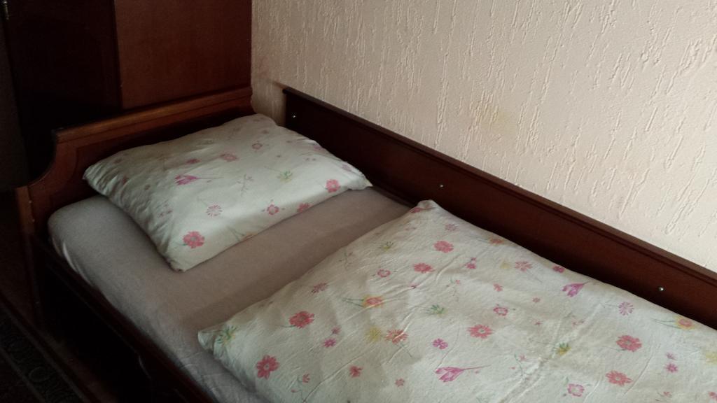 Guest House Gaja Novi Sad Oda fotoğraf