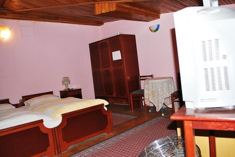 Guest House Gaja Novi Sad Oda fotoğraf