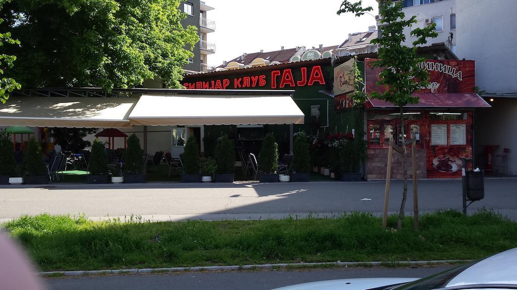 Guest House Gaja Novi Sad Dış mekan fotoğraf